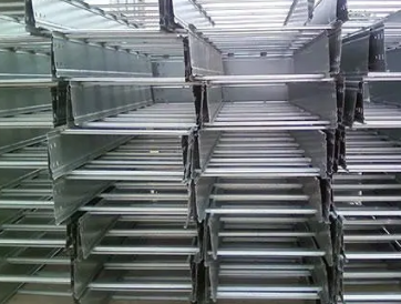 安裝電纜橋架有哪些注意事項(xiàng)？南寧電纜橋架生產(chǎn)廠(chǎng)家揭秘